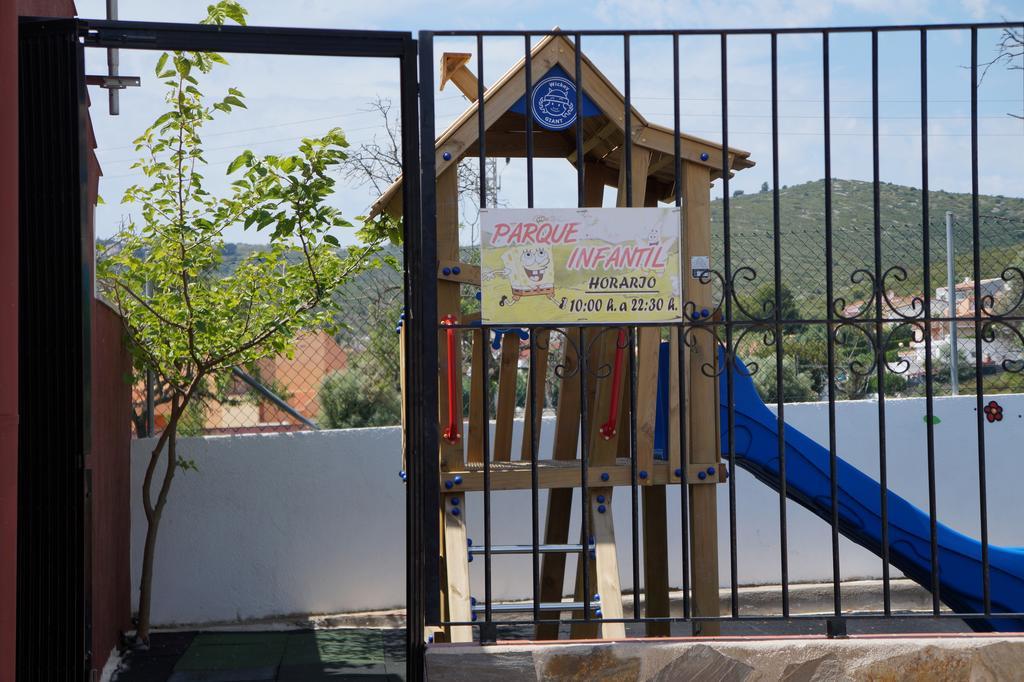 Camping Los Pinos Peñíscola Exterior foto